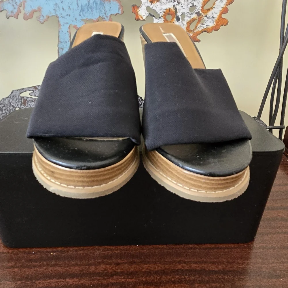 Xhilaration Women’s Wedge Sandals – Black Stretch Upper – 4